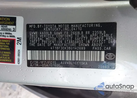 2011 Toyota Camry Se z USA, uszkodzony, nr VIN 4T1BF3EK3BU142689